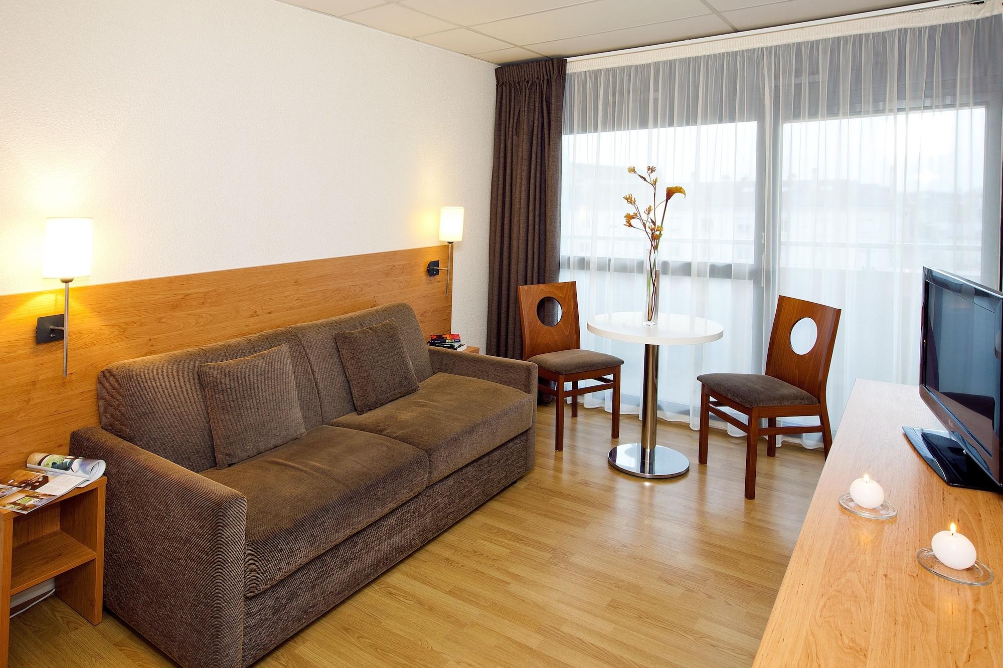 Sejours & Affaires Rennes De Bretagne Aparthotel Exterior photo